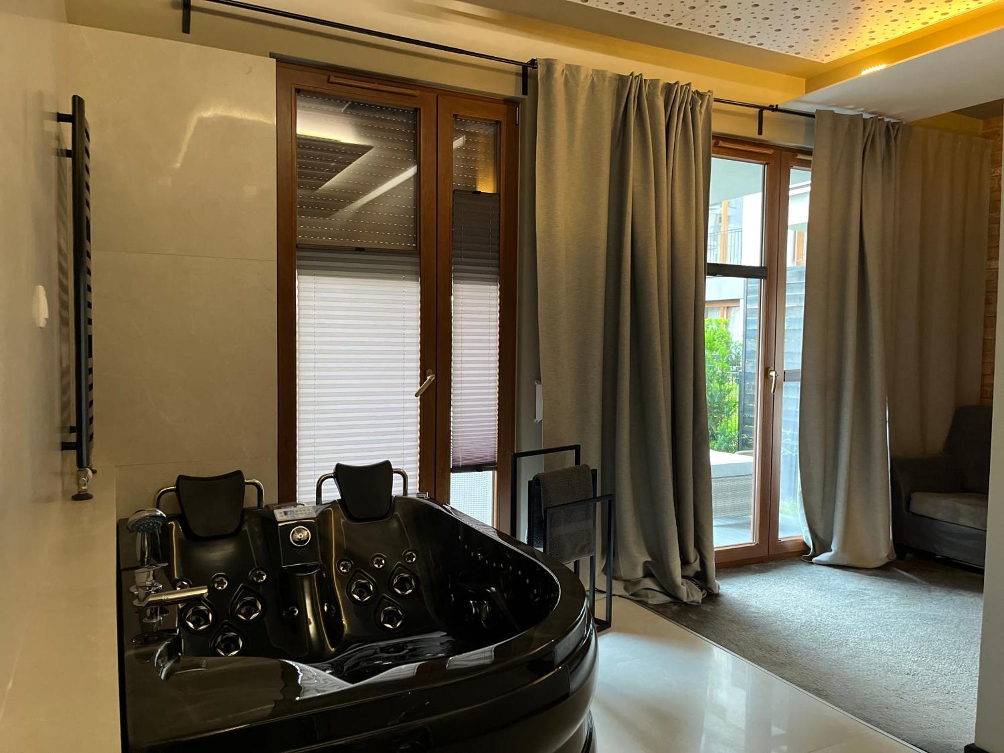 Jacuzzi Rakowicka Top Apartments Krakow Dış mekan fotoğraf